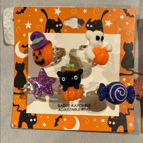 Halloween Grab Bag of Variety of Random Halloween Items - Kids - Picture 7 of 12